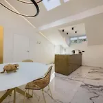 App 301 Palazzo Cavour *