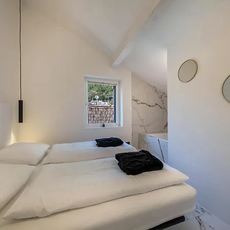 App 301 Palazzo Cavour